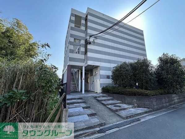 レオパレスパインヒルIIの物件外観写真